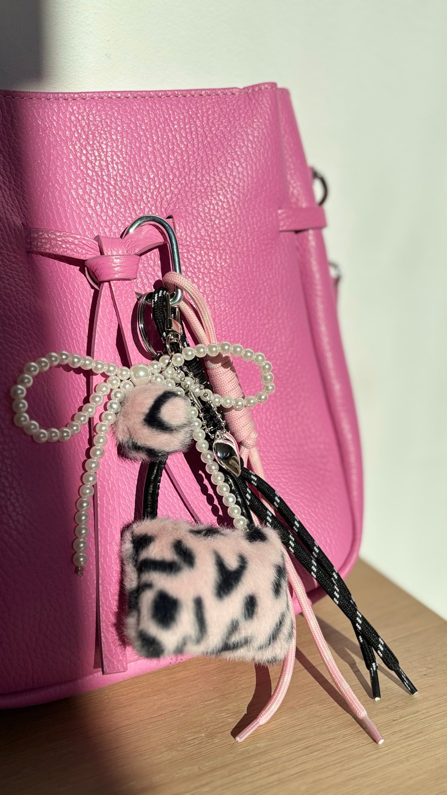 Taschenanhänger Pink Leopard Glam