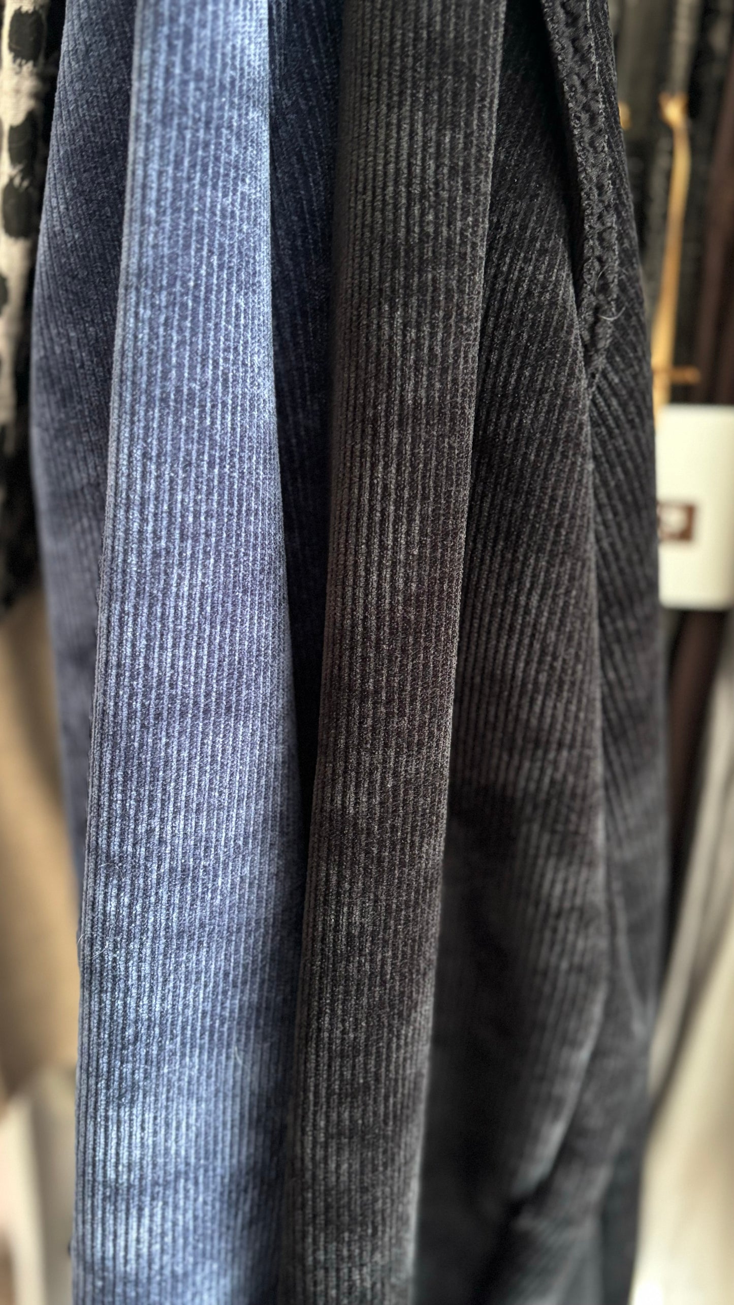 Cozy Chic Mantel – Niki-Cord trifft lässige Eleganz