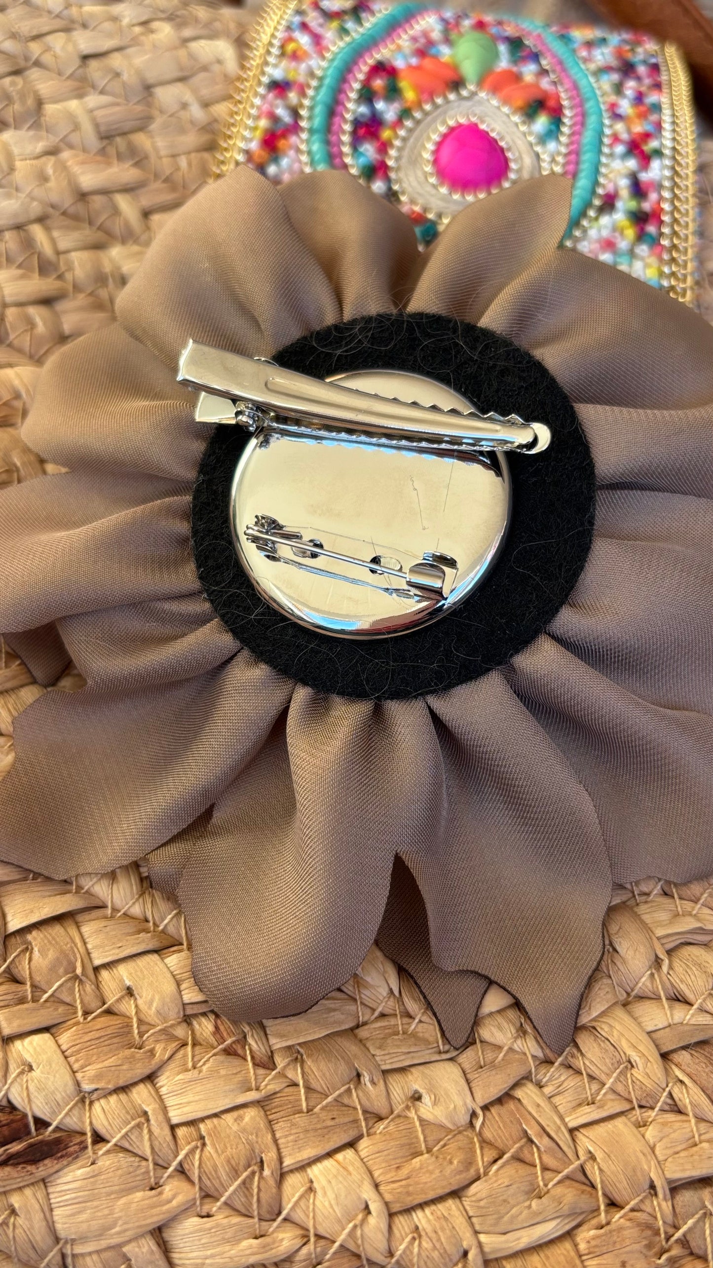 Blossom Charm – Dein vielseitiges Accessoire!