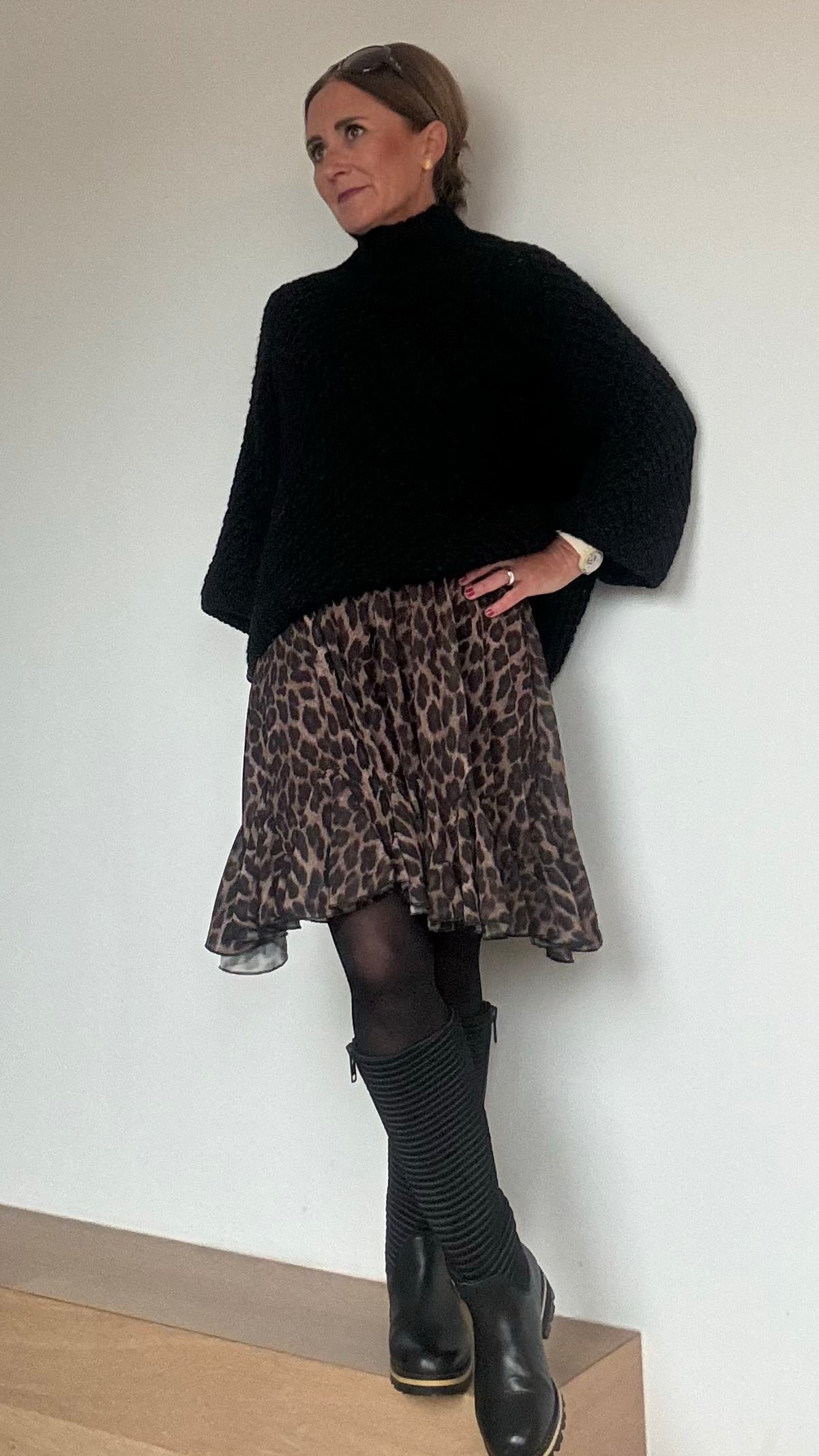 Wild & Elegant: Leo-Print Volant-Rock in Dark & Light