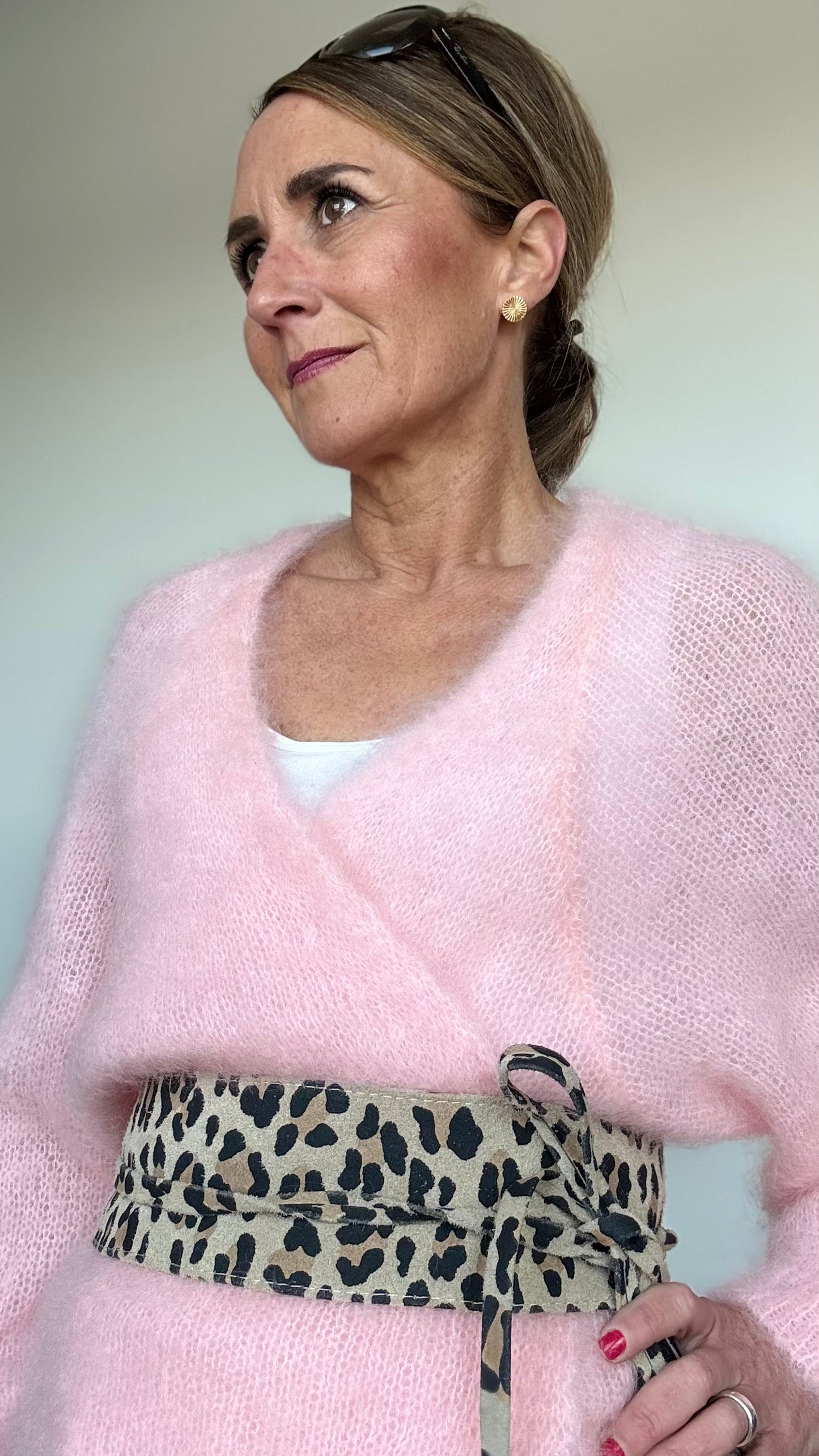 Fluffy Dream Cardigan – Dein täglicher Hauch von Luxus