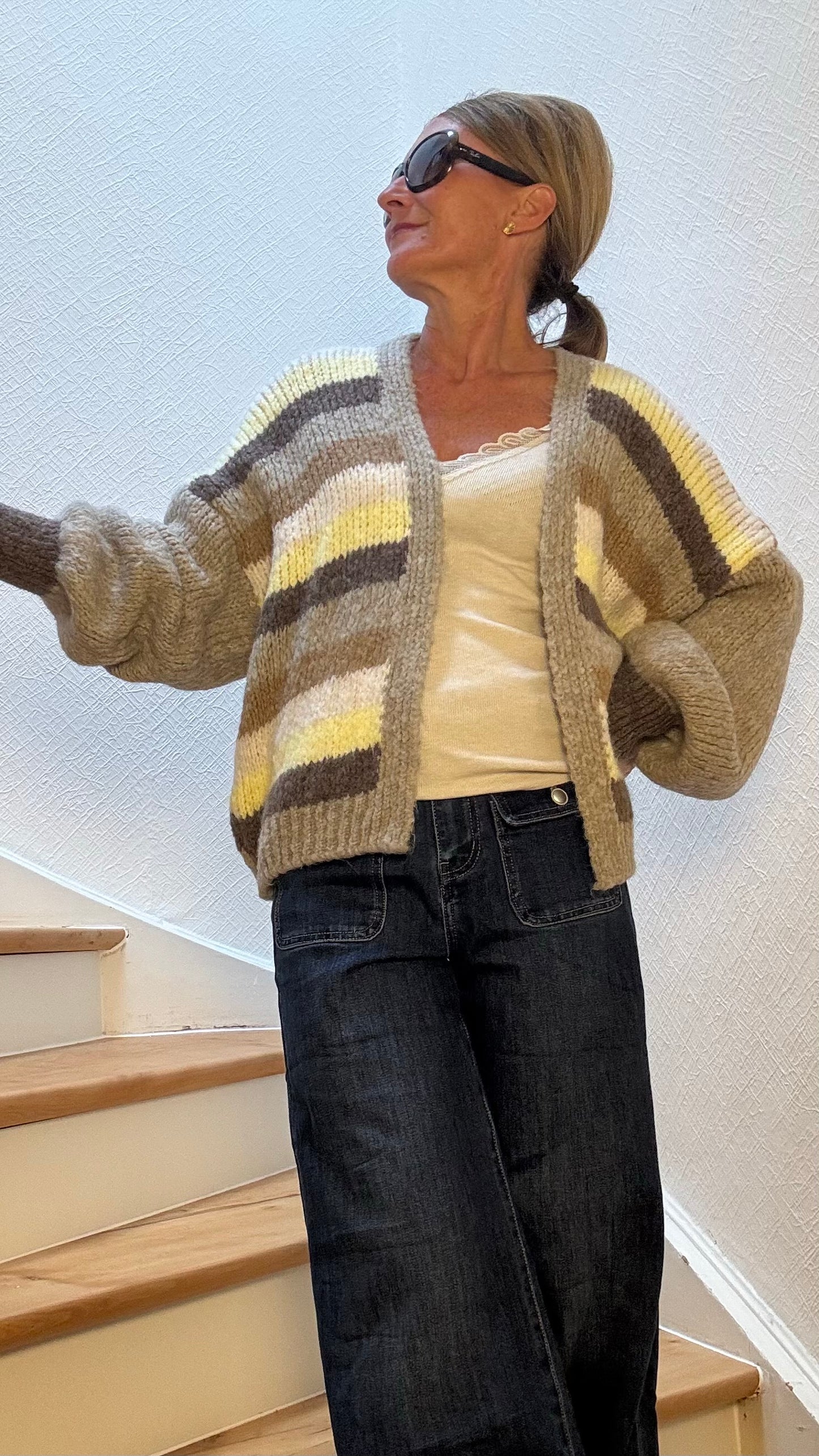Golden Stripes Cardigan - Spätsommer Vibes in Streifen