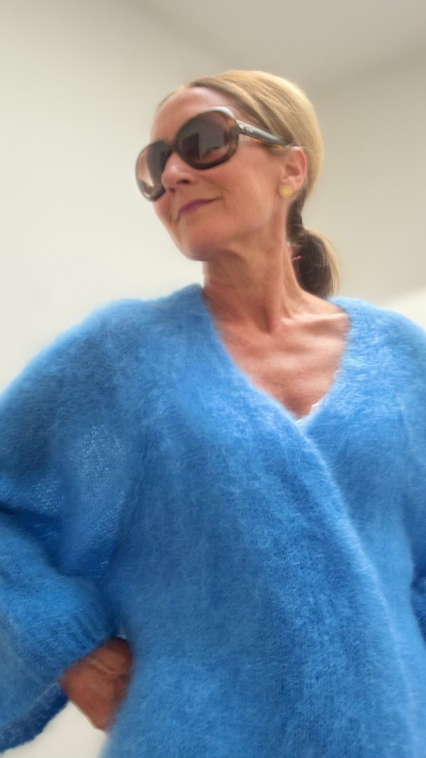 Fluffy Dream Cardigan – Dein täglicher Hauch von Luxus