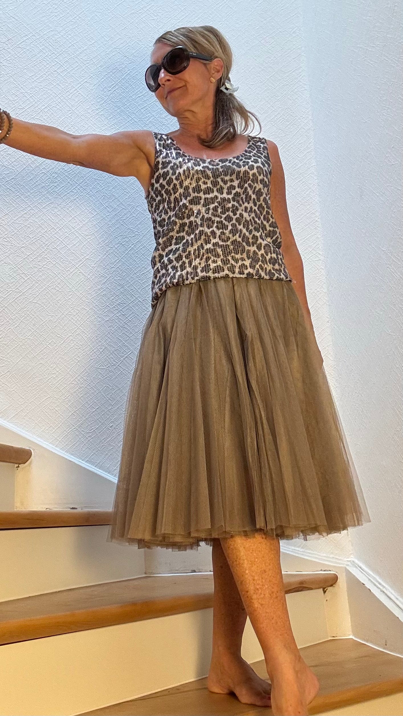 Miss Lotti Dreamy Petticoat Skirt in Bronze Medal: Eleganter Tüllrock mit Zierschleife und voluminösem Schnitt, Länge 65 cm – perfekt für Petites.