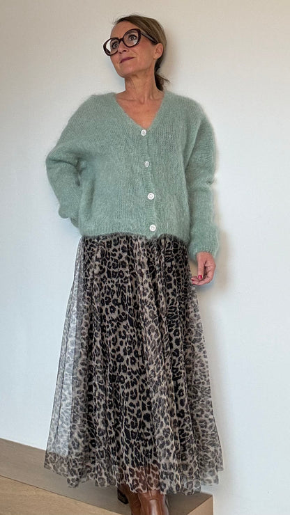 Fluffy Elegance Cardigan – Kuschelig, luxuriös & vielseitig