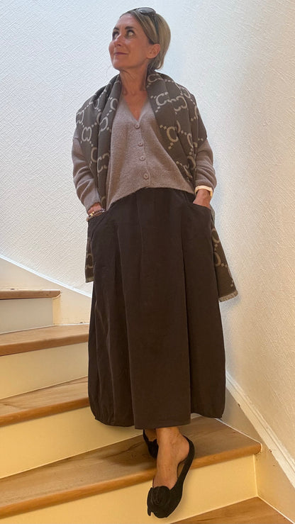 Autumn Cord Skirt – Lässiger Feincord mit modernem Landhaus-Flair