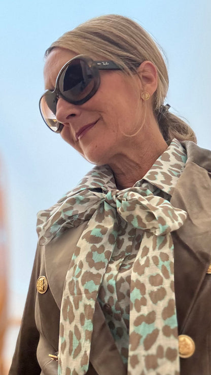 Wild Elegance Blouse - mit und ohne Schleife ein Hingucker