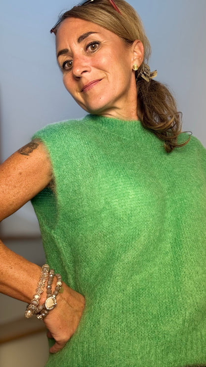 Cozy Statement Vest – Kid-Mohair Pullunder für stylische Layer-Looks