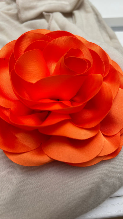 Blossom Charm – Dein vielseitiges Accessoire!