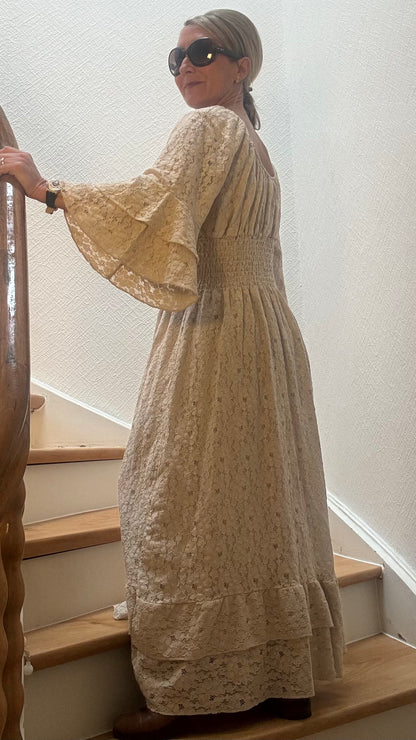 Soft Boho Dress – leichtes Maxikleid mit Smockdetail