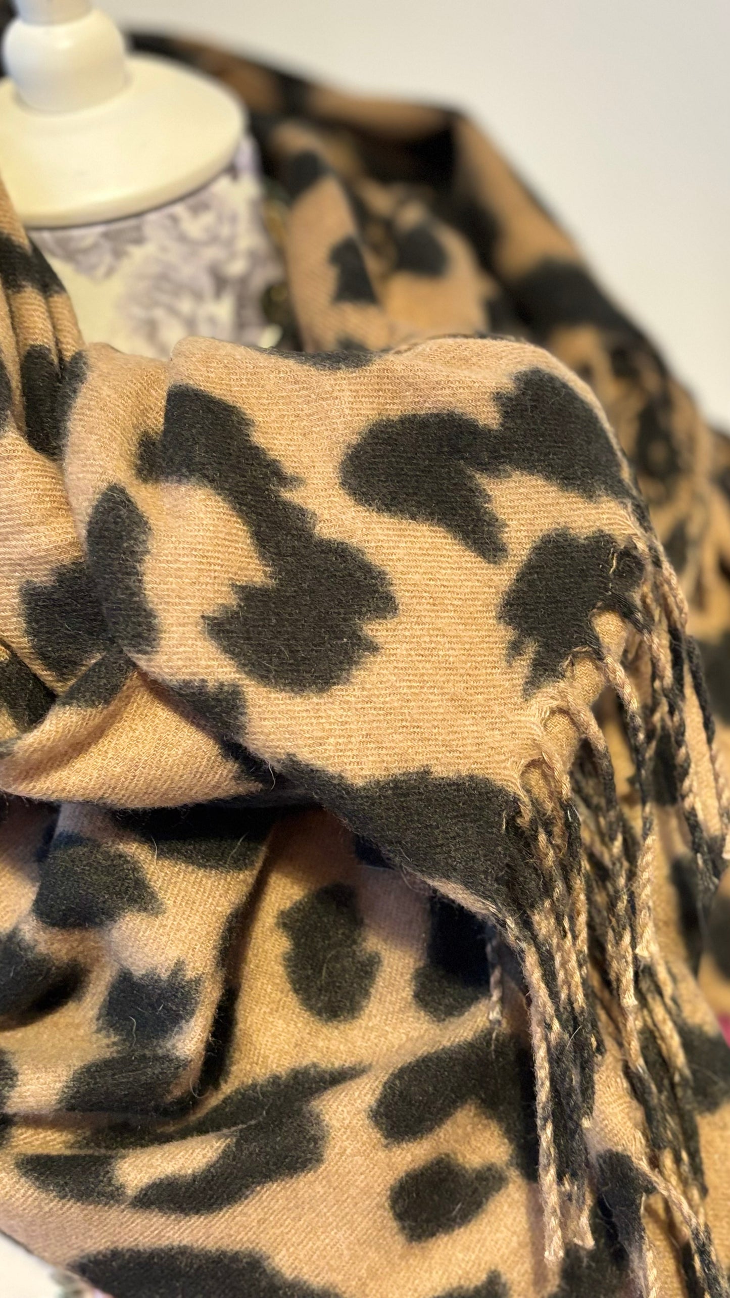 Leo Signature Schal - ein Schal, der mehr kann